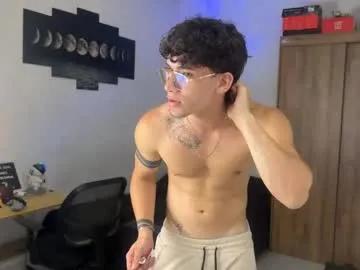 Freechat kisan_smith on Chaturbate