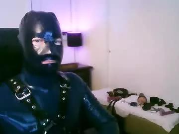 Freechat latexminheadroom on Chaturbate