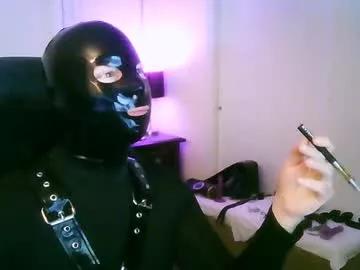 Freechat latexminheadroom on Chaturbate