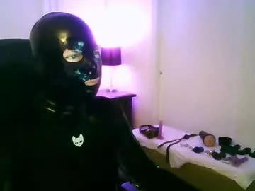 Freechat latexminheadroom on Chaturbate