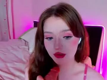 Freechat lexxxxxxi on Chaturbate