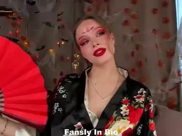 Freechat lipswithsweetonthem on Chaturbate