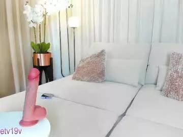 Freechat lissetlong69 on Chaturbate