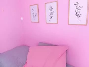 Freechat little_effy18_ on Chaturbate