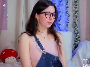 Freechat little_teya on Chaturbate