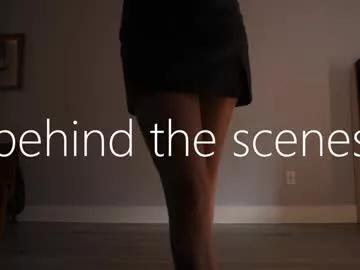 Freechat lizmreow on Chaturbate