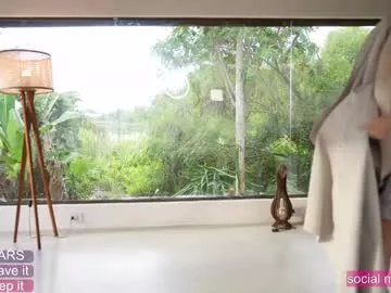 Freechat loollypop24 on Chaturbate