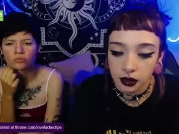 Freechat lovelockedlips on Chaturbate