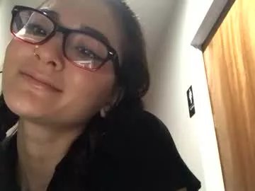 Freechat lovelyqueenaria on Chaturbate
