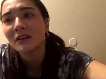 Freechat lovelyqueenaria on Chaturbate