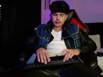 Freechat lylebennett_ on Chaturbate