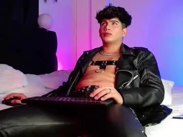 Freechat lylebennett_ on Chaturbate