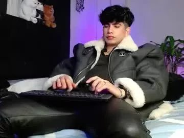 Freechat lylebennett_ on Chaturbate