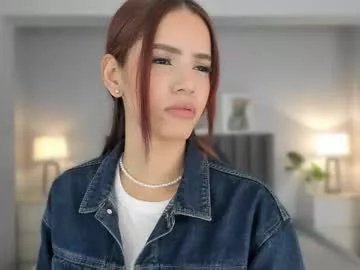 Freechat madie_collins7 on Chaturbate