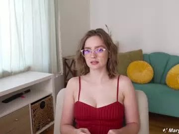Freechat marymoody on Chaturbate