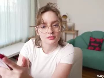 Freechat marymoody on Chaturbate