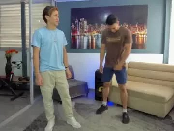 Freechat masters_sexx on Chaturbate