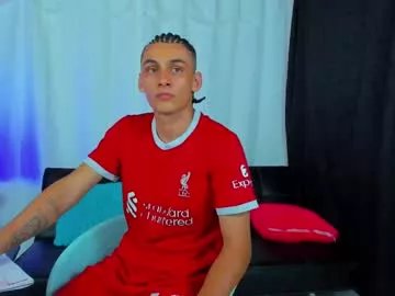 Freechat max_wild01 on Chaturbate