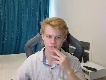 Freechat meow_mickey on Chaturbate