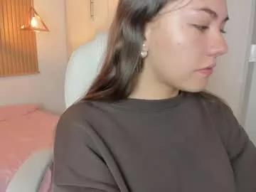 Freechat mia_nevaeh on Chaturbate