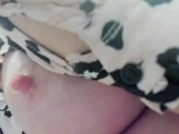 Freechat milkykandy on Chaturbate