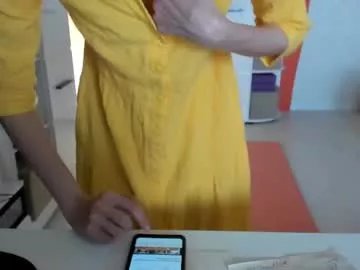 Freechat mollystory on Chaturbate