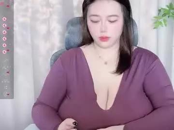 nanabigbobo on Chaturbate 