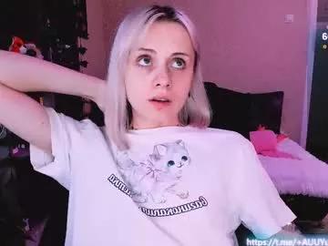 Freechat nanitamoore on Chaturbate