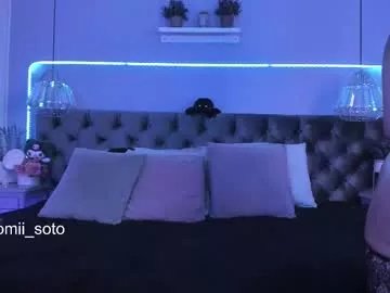 Freechat naomii_soto on Chaturbate