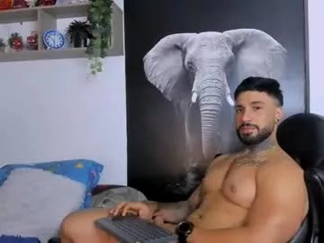 Freechat naughty_dominant on Chaturbate