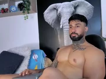 Freechat naughty_dominant on Chaturbate