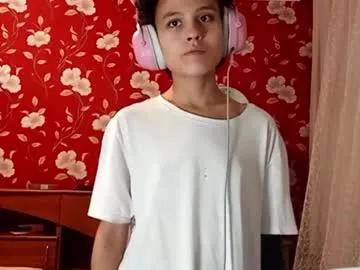 nellablount —  Goal : Touch my boobs and make nipples hard under top! Hi im Viola glad to see you in my room ^_^ #new #shy #18 #young #smalltits [155 tokens remaining]