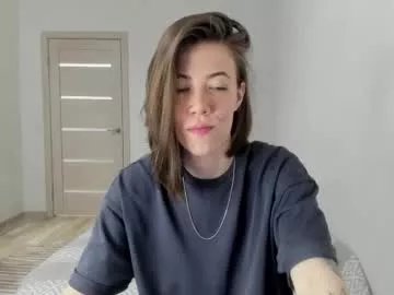 Freechat oops_britney on Chaturbate