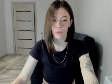 Freechat oops_britney on Chaturbate