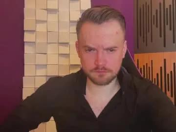 Freechat oscarsavage on Chaturbate