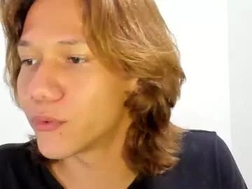 Freechat parisstone2 on Chaturbate