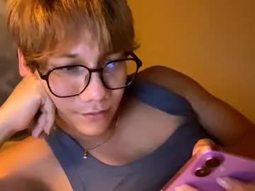 Freechat parisstone2 on Chaturbate