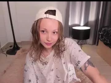 Freechat peachvibes on Chaturbate