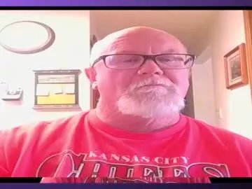 Freechat pussylover1365 on Chaturbate