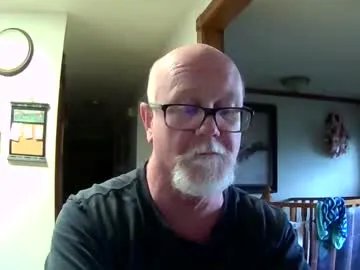 Freechat pussylover1365 on Chaturbate