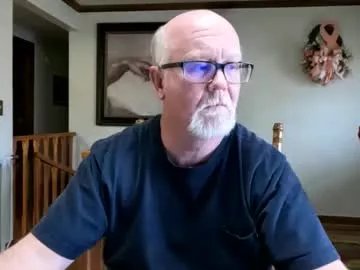 Freechat pussylover1365 on Chaturbate