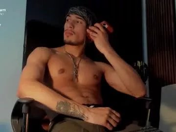 Freechat rafaelstone on Chaturbate