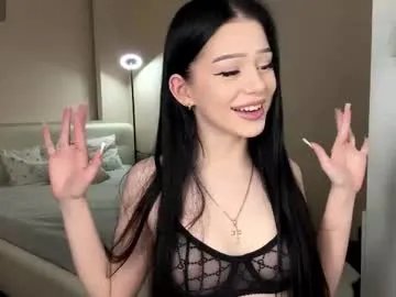 randiburt_ — GOAL: bra off [129 tokens remaining] Luna here  #new #18 #bigboobs #bigass #cute