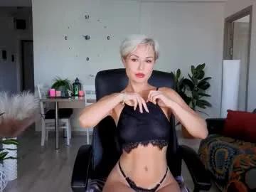 redhotline — Sexy oil show [1899 tokens left] #naked #tease #milf #bigass #lovense