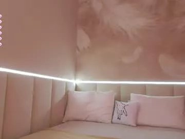 Freechat rina_red_ on Chaturbate