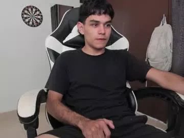 Freechat ronaldmq20 on Chaturbate