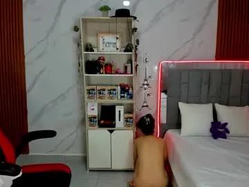 roussescoot — GOAL: Show panties [322 tokens remaining] Welcome to my room! #new #teen #18 #asian #young