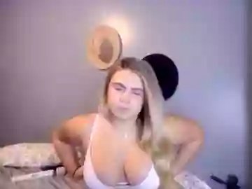 Private sarahsteveson on Chaturbate