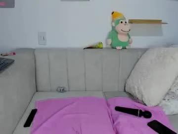 Chaturbate saritadolly_ is Freechat saritadolly_ — Hi  I'm Sara  #anal #squirt #hairy #natural #latina