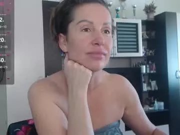 Freechat sheilaryan on Chaturbate